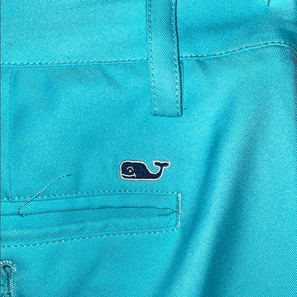 Vineyard Vines Flat Front Blue Shorts for a Stylish Summer - Picture 7 of 9